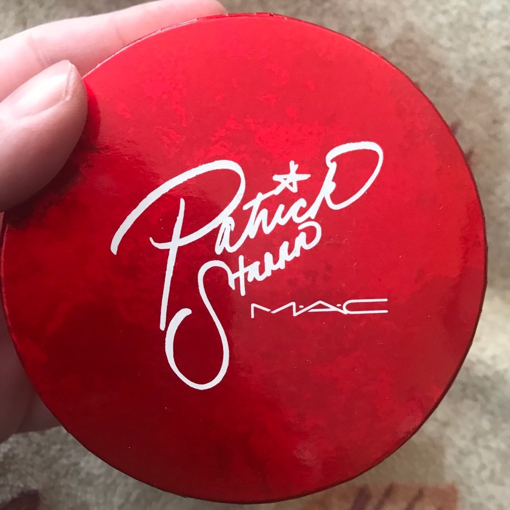 MAC- Patrick’s powder - Picture 3 of 5